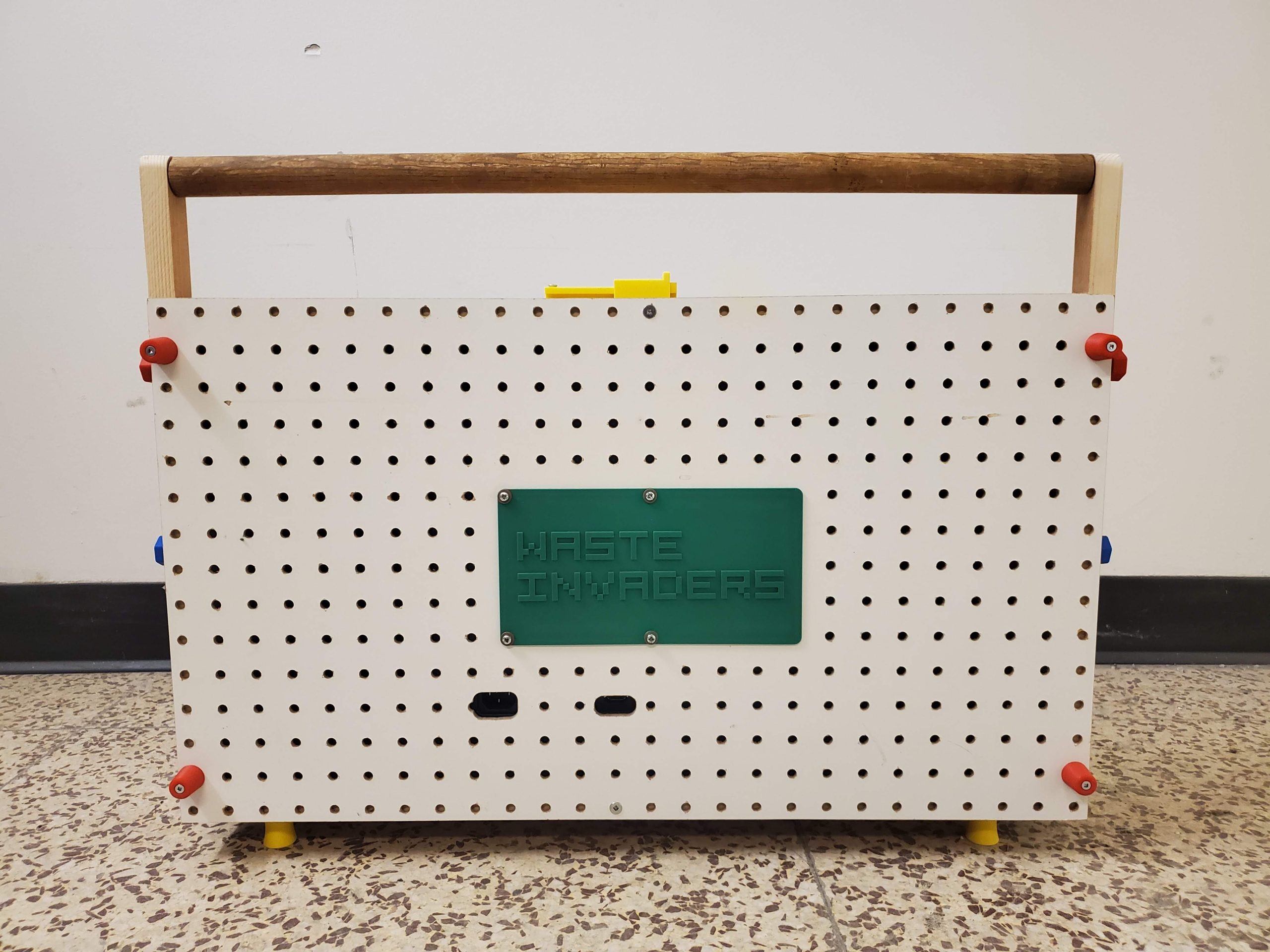 Waste Invaders – Portable Arcade Cabinet