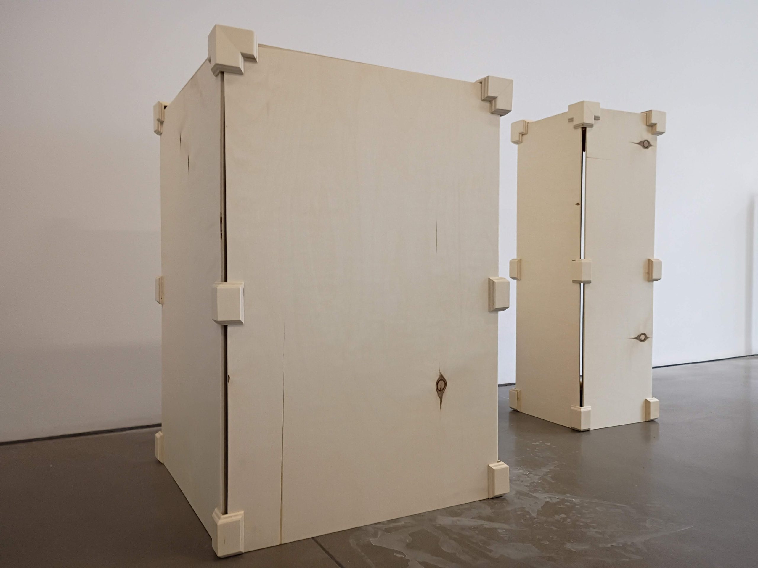 Re-Plinth: Modular Gallery Plinth